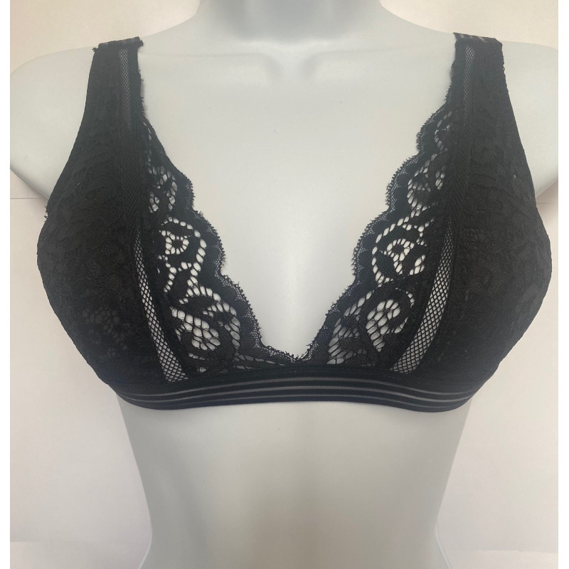 Soutien-gorge triangle en dentelle fleurie